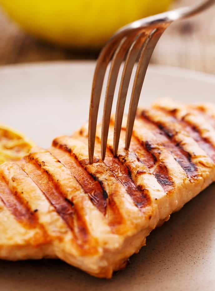 calories in grilled salmon