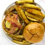 jalapeno popper burger with bacon